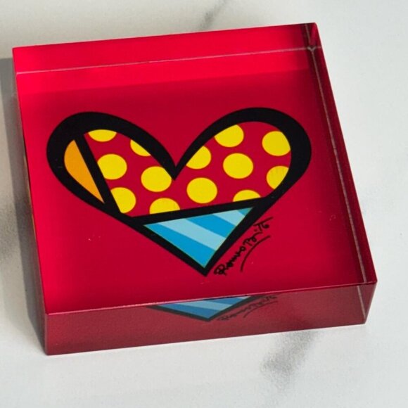 Britto Gift Craft Yellow Dots Glass Heart Paper Weight Red Size 3x3 - Picture 5 of 8